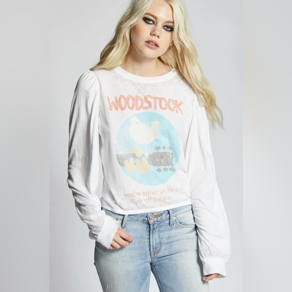 Recycled Karma Puffsleeve Woodstock Top
